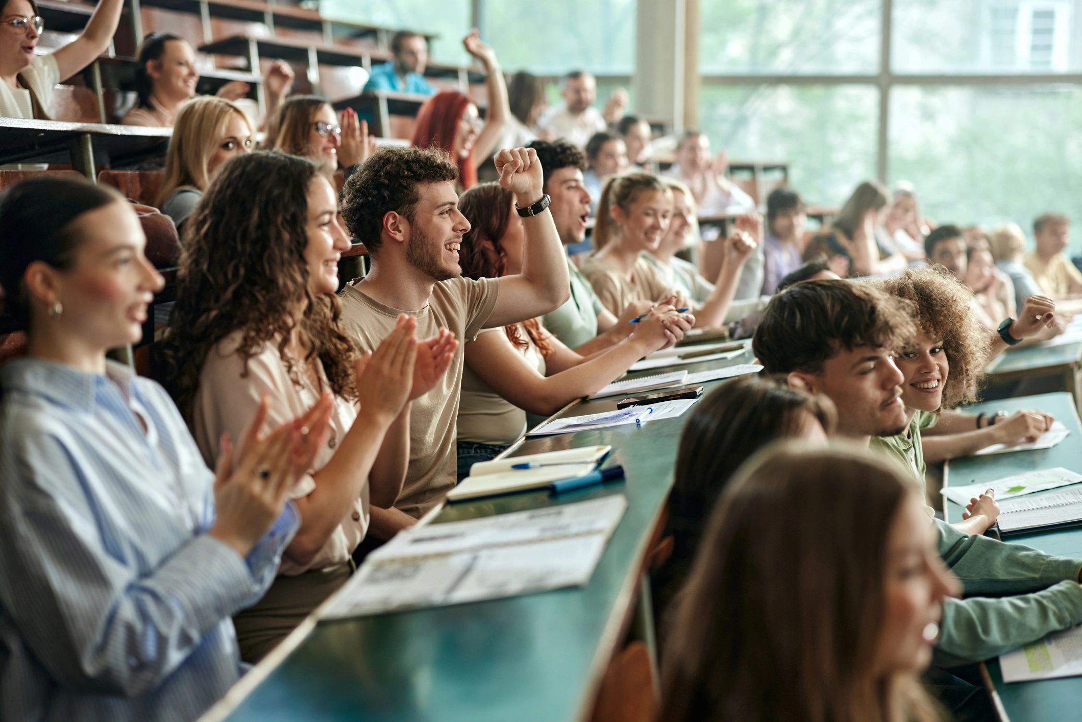 happy students testimonials classroom education